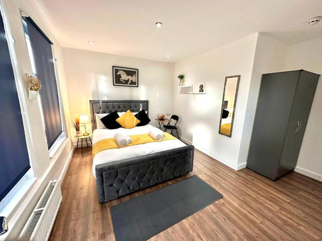Hounslow Suites - Tw3 Eksteriør billede